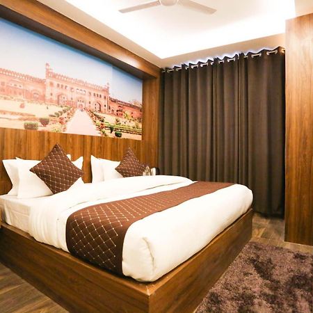 Airport Hotel Rosewood Nuova Delhi Esterno foto