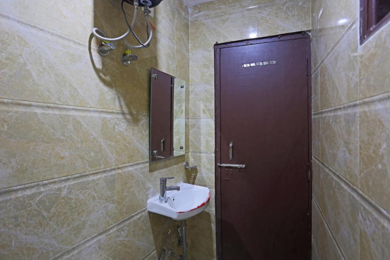 Airport Hotel Rosewood Nuova Delhi Esterno foto