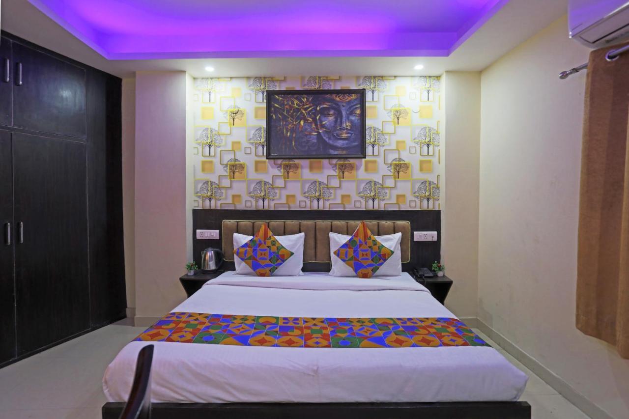 Airport Hotel Rosewood Nuova Delhi Esterno foto